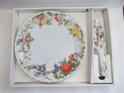 Andrea By Sadek Cake Plate And Server Vintage Fruit And Floral Japan