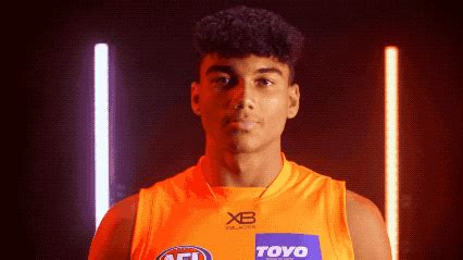 Ezinearticles.com allows expert authors in hundreds of niche fields to get massive levels of exposure in exchange for the submission of their quality original articles. Callum Brown Afl GIF by GIANTS - Find & Share on GIPHY
