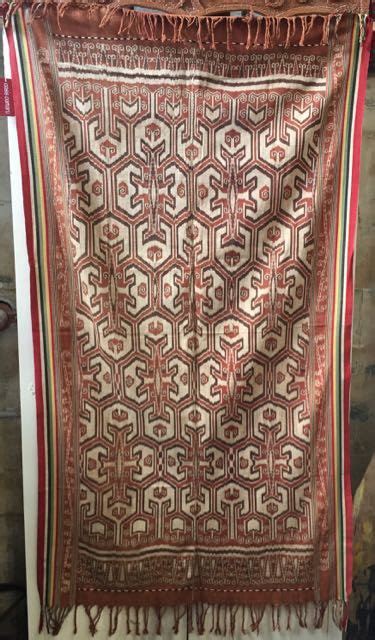 Cotton, warp ikat, early 20th century — dharmawangsa art. Sarawak Pua Kumbu | Sarawak, Oamaru, Pua