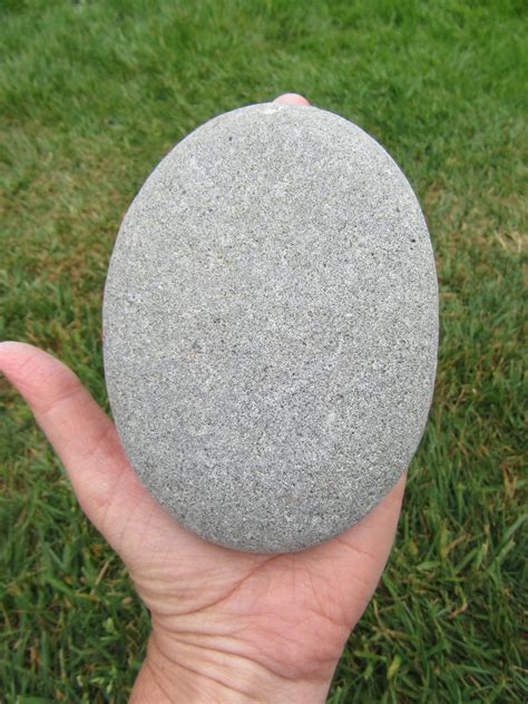 Flat 5 Inch Beach Rock For Painting 5 Inch By 3 12 Oval Stones