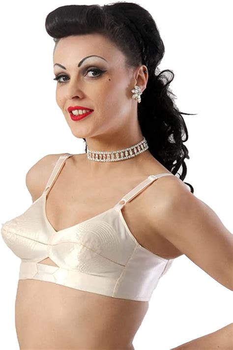 What Katie Did Harlow Vintage Peach Bullet Bra L6027 40DD E What