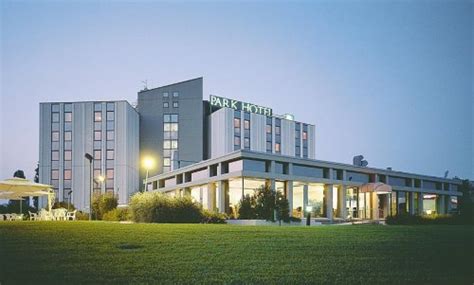 There's a restaurant on site, as well as a coffee shop/café and a snack bar/deli. Best Western Park Hotel Piacenza - Piacenza - Prenota Subito!