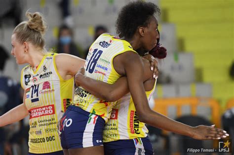 Maybe you would like to learn more about one of these? Conegliano-VakifBank Istanbul, Finale Champions League ...