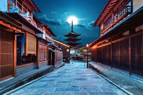 Free Photo Yasaka Pagoda And Sannen Zaka Street In Kyoto Japan