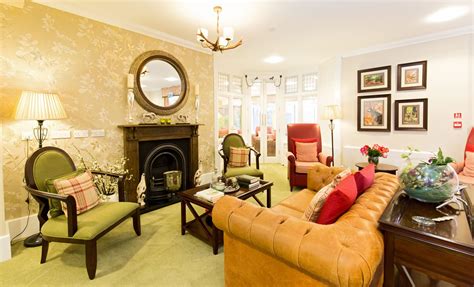Care Home In Lyndhurst New Forest Luxury Care At Hartwood House