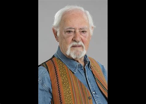 He is one of the most renowned portuguese actors of all time, and is still active as an artist. Ruy de Carvalho - TV 7 Dias