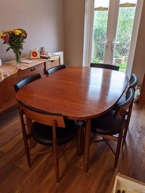 Vintage Retro Teak Extending Oval Fresco Dining Table And 8 Chairs By G