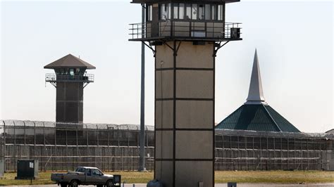 Prison Smuggling Scheme Prompts Security Review