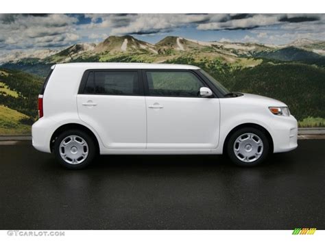 Super White 2012 Scion Xb Standard Xb Model Exterior Photo 57026918