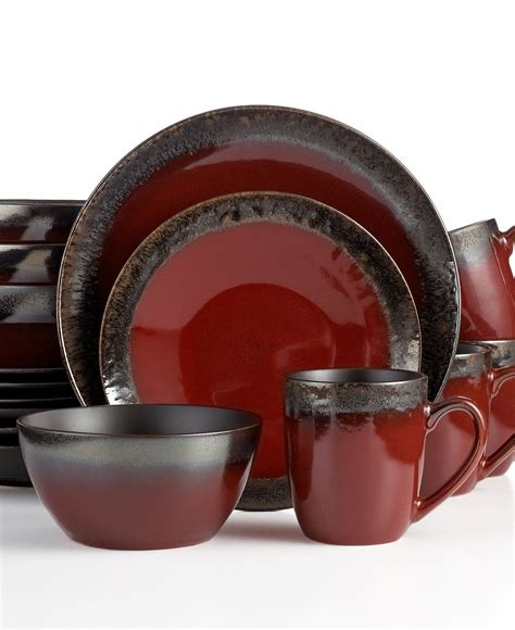 Gourmet Basics By Mikasa Calder Red 16 Pc Set Service For 4