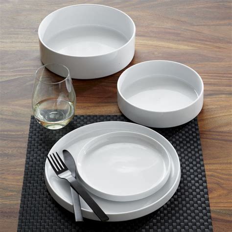 Frank Modern White Dish Set Cb2 Modern Dinnerware Dinner Plates