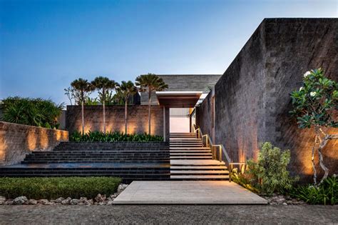 Saota Blends Indoor And Outdoor Space To Form Uluwatu House In Bali