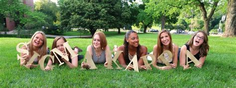 Cute Sorority Pr Photo Posing Ideas Sigma Kappa Sorority At