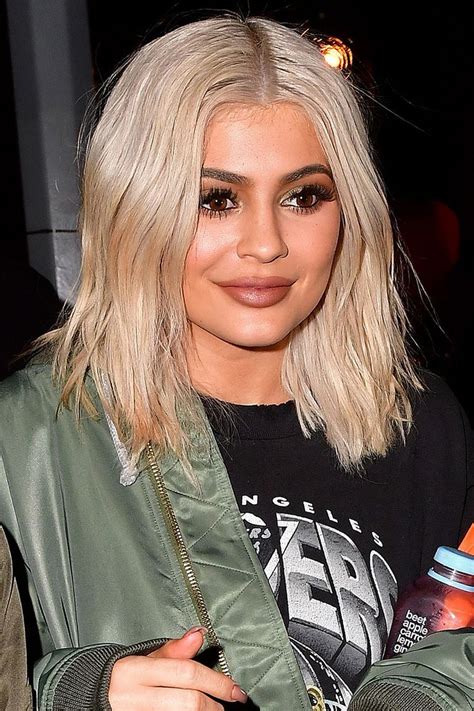 See Kylie Jenners Dramatic Beauty Evolution Kylie Jenner Hair Kylie