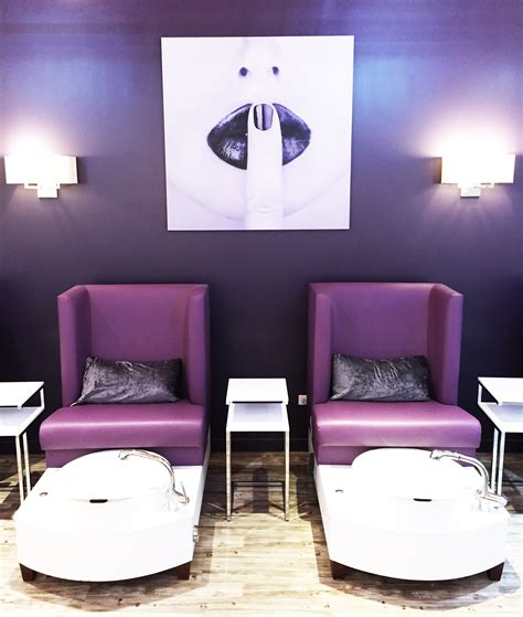 Best Nail Salon in Wicker Park, Best Nail Art in Chicago, Cleanest Nail