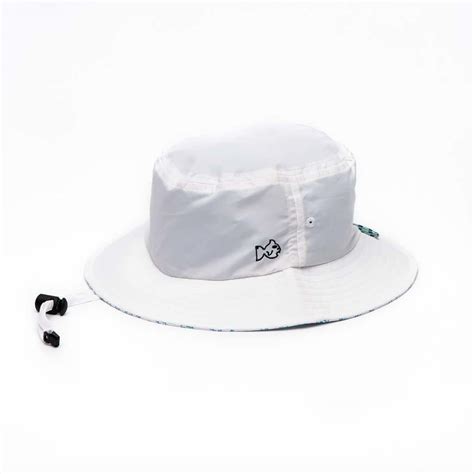 Performance Bucket Hat In White Accessories Prodoh