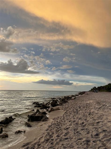 Super Pretty Sunset After A Storm At Caspersen Beach In Venice Florida