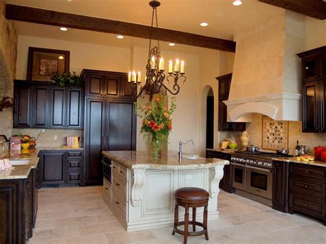 Custom kitchens provides kitchen and bath renovations with a focus on the details, we listen and respond and do everything we can to make the process our kitchen and bath renovations showcase all types of design styles, layouts, and functional needs. 72 Luxurious Custom Kitchen Island Designs - Page 7 of 14