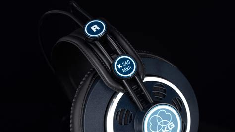 AKG K240 MKII Review | headphonecheck.com