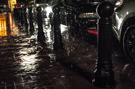 City Car Lights Night Street Rain Wallpapers Hd