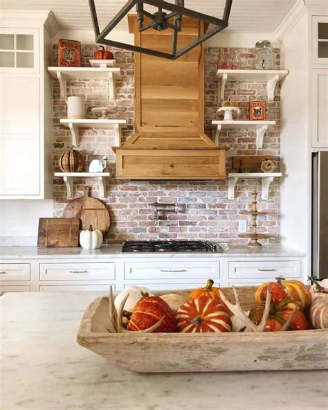 28 Warm And Inviting Fall Kitchen Decorating Ideas To Diy Fall