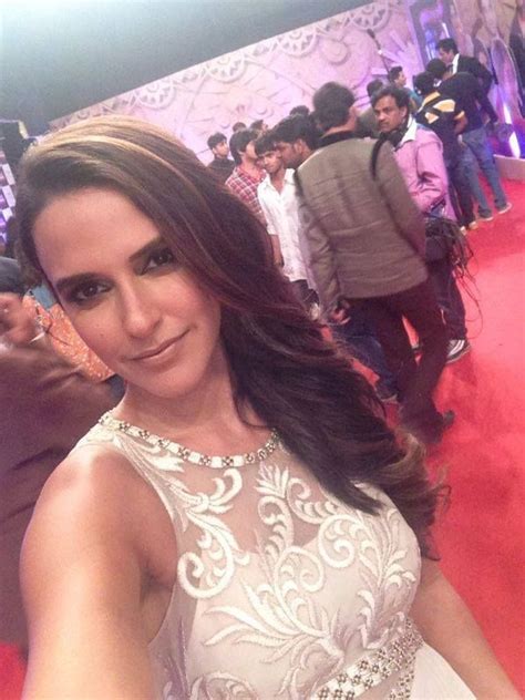 Neha Dhupia Looking Effortlessly Gorgeous As Ever Red Carpet Women