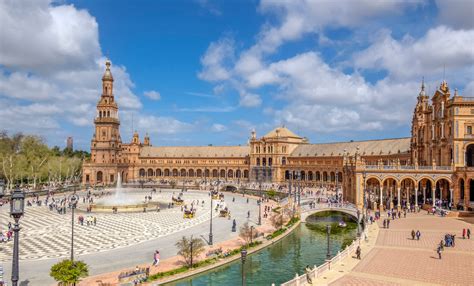 Sevilla - Exclusively Spain