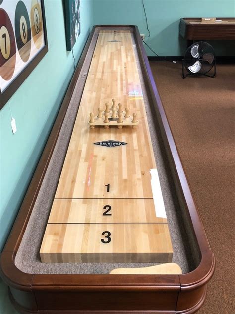 how to play shuffleboard youtube amazon com atomic 9 platinum shuffleboard table with poly