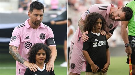 Watch Lionel Messi Comfort Dj Khaleds Crying Son After Walking Out