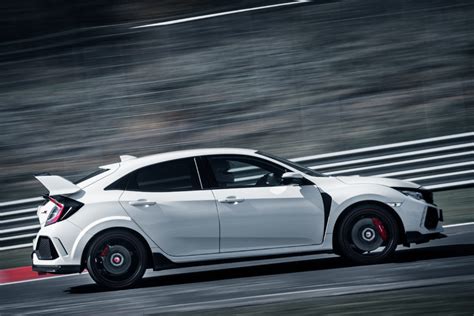 * price is the median price of 168 honda civic 2017 cars listed for sale in the last 6 months. 2017 Civic Type R Sub-$35K Sticker Price Spotted - Honda-Tech