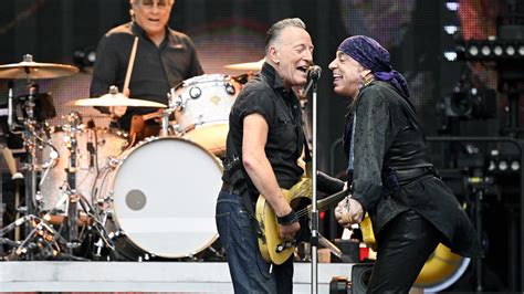 Bruce Springsteen San Diego Concert Rescheduled To Next Year