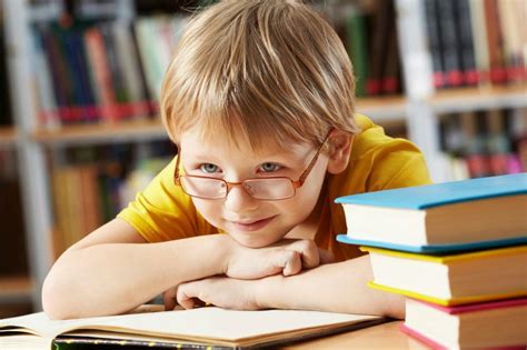 Как научить ребенка читать по английски