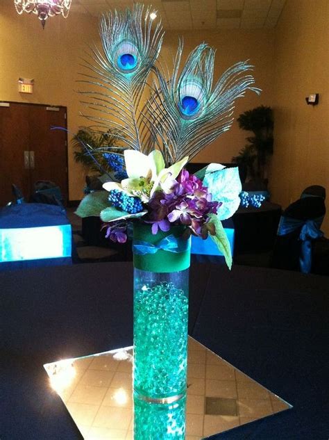 More peacock decorations have arrived! 20 beautiful peacock wedding color inspiration 19 ...