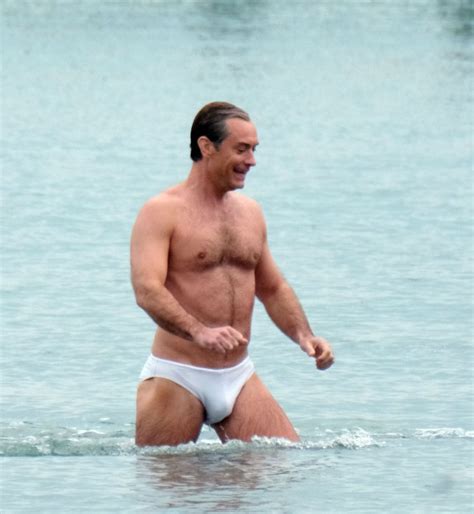 Jude Law Wears Tighty Whities To Film The New Pope In The Sea Metro News
