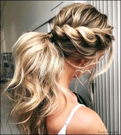 11 Pretty Winter Formal Hairstyles For Long Hair Daily Hairstyles