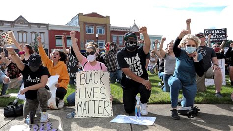 As Portland Protests Rage Dallas Oregon Blm Equality Rallies Go On