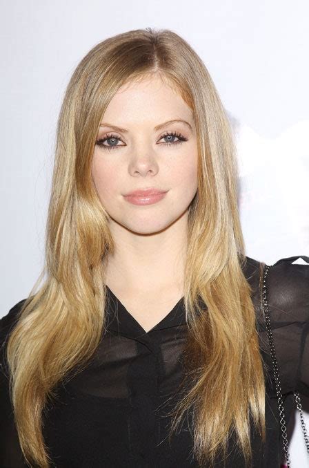This Ethereal Eye Makeup Look On Dont Trust The B—s Dreama Walker