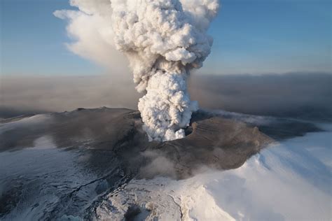 Aptopix Iceland Volcano The Carroll News