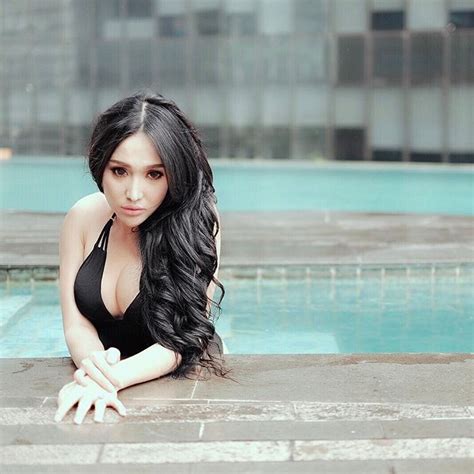 ayluna duo manjah di kolam renang duh sexy abis model sexy indonesia