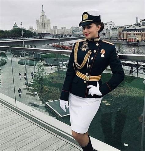 Pin Di Hakan Falez Su Women In Uniform Forza Armata Russia