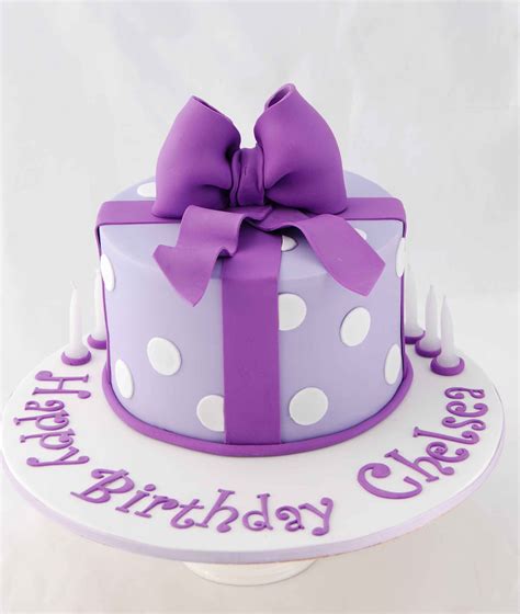1000 Images About Bows On Pinterest Bow Cakes Big Birthday Cake And