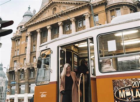 10 Tips For Your First Trip To Budapest The Blonde Abroad Budapest