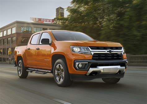 Sand Dune Metallic Paint Coming To 2021 Chevy Colorado Z71 Gm Authority