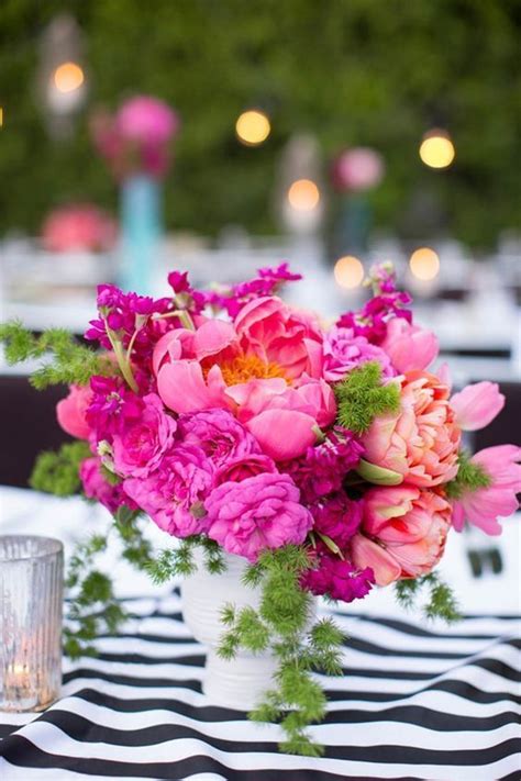 10 Peony Centerpieces That Will Add A Romantic Touch To Your Wedding