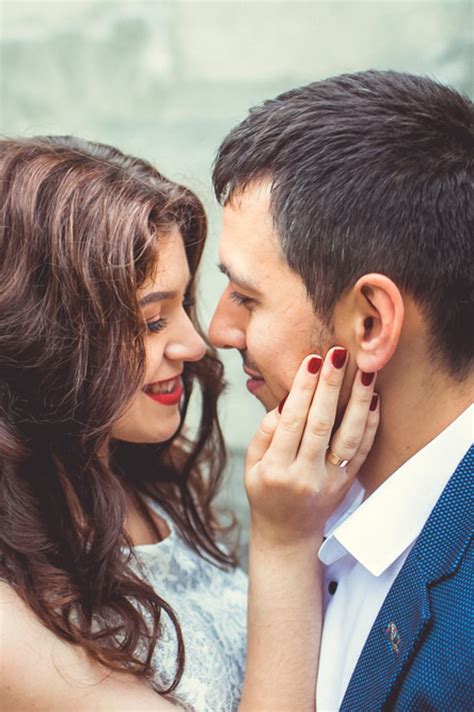 7 secrets to a happy marriage according to experts