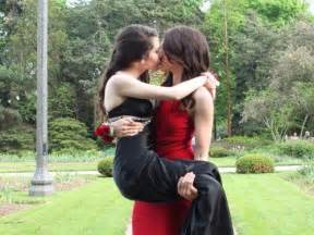 Asian Lesbian Amateur Kissing Busty Babe Porn Pics Sex Photos Xxx