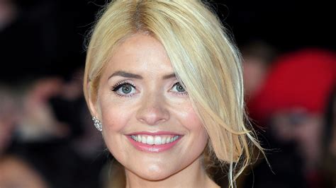 Holly Willoughbys Go To Concealer For Covering Dark Circles Is Less