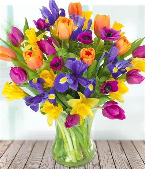 34 Beautiful Spring Floral Arrangements For Home Decoration Magzhouse