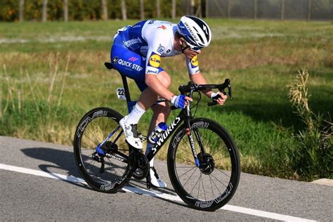 Bidean zeuden muinoetan tartea murriztuz. Rémi Cavagna : « Le Giro me convient mieux que le Tour ...