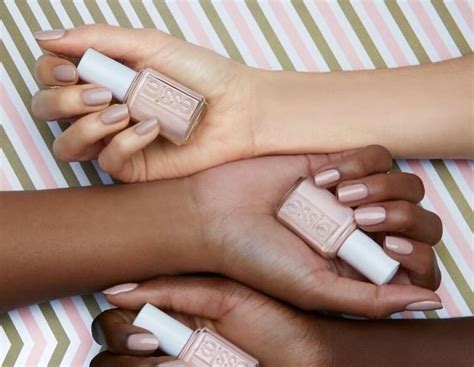 Get Your Fall Look On Point With These Dark Nude Nail Colors Click